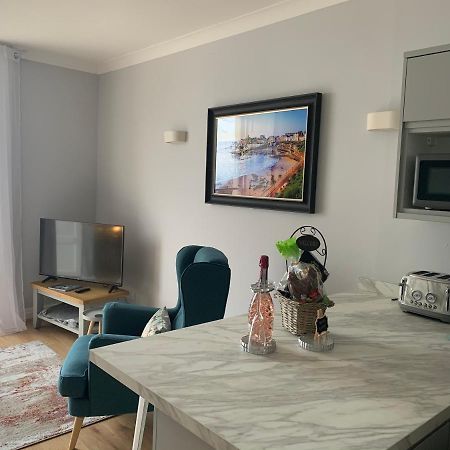 Beautiful Flat With Harbour Views United Kingdom Buitenkant foto