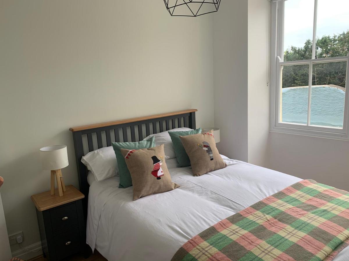 Beautiful Flat With Harbour Views United Kingdom Buitenkant foto
