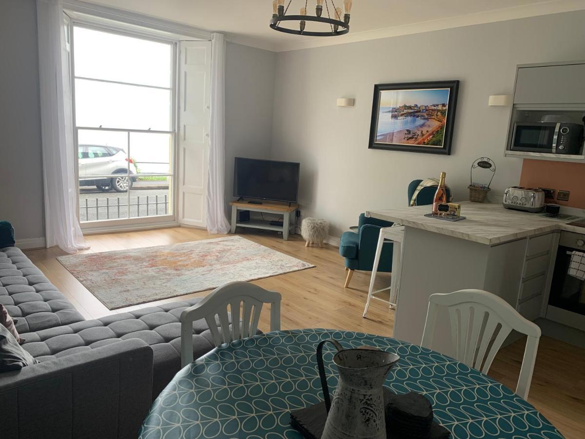 Beautiful Flat With Harbour Views United Kingdom Buitenkant foto